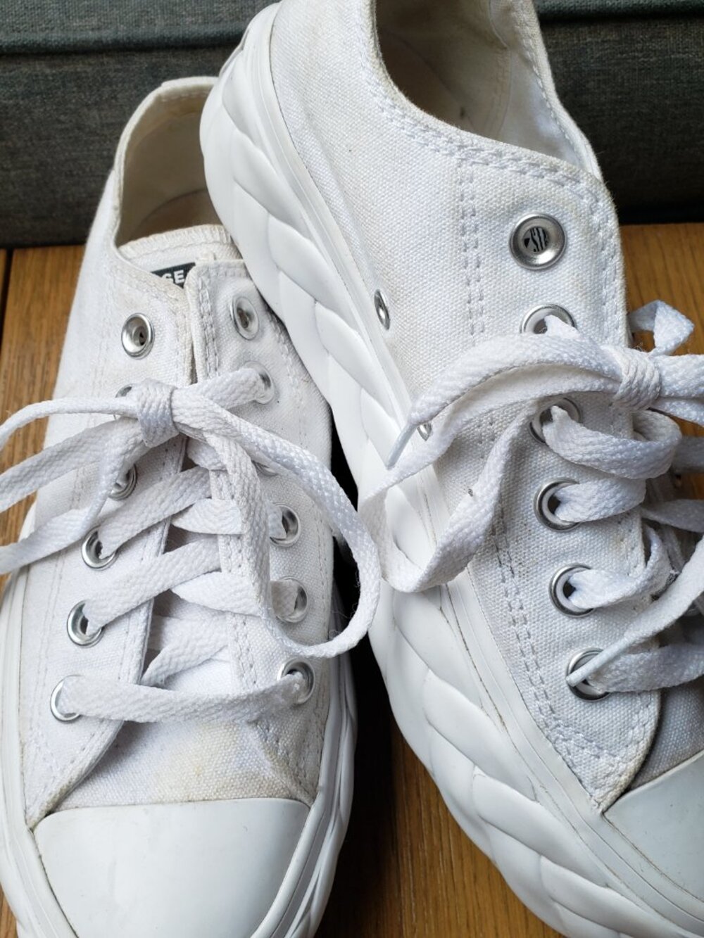 EUC CTAS Converse platform 'Runway Cable - White' 568895C (6) KICKS